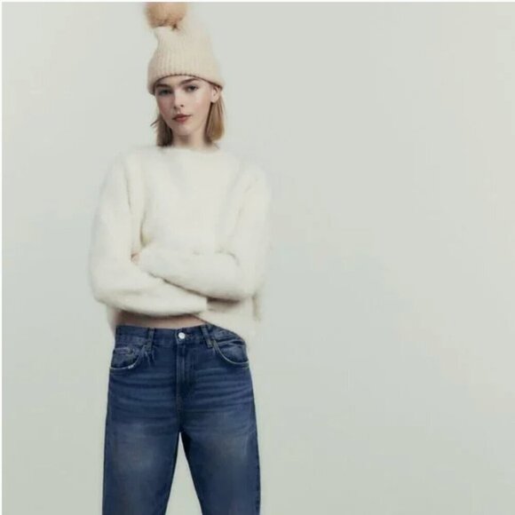 ZARA KNIT POMPOM BEANIE CREAM NEW WITH TAG!